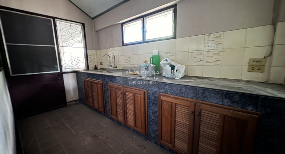 For sale 3 bedrooms house in Taling Chan, Bangkok