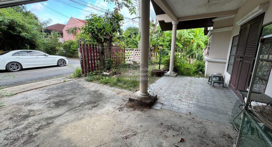 For sale 3 bedrooms house in Taling Chan, Bangkok