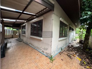 For sale 3 bedrooms house in Taling Chan, Bangkok