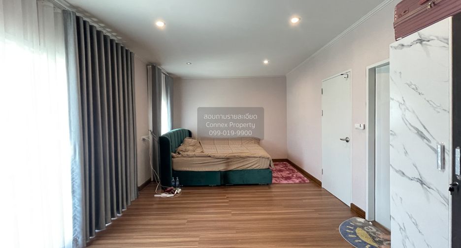 For sale 4 bedrooms house in Bang Khun Thian, Bangkok