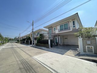 出售 4 卧室 独立屋 在 Bang Khun Thian, 曼谷