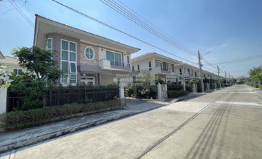 出售 4 卧室 独立屋 在 Bang Khun Thian, 曼谷