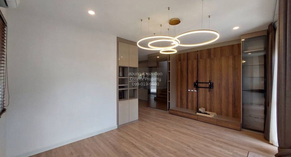 Casa en venta de 4 habitaciones en Thawi Watthana, Bangkok
