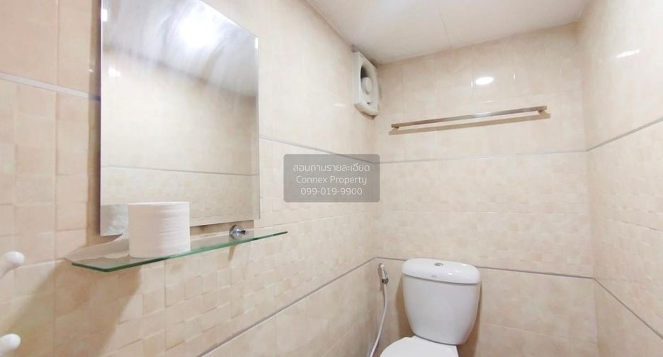 For sale 4 bedrooms house in Bang Kapi, Bangkok