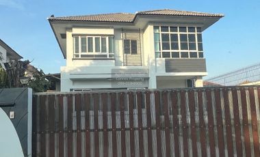 Casa en venta de 3 habitaciones en Prawet, Bangkok
