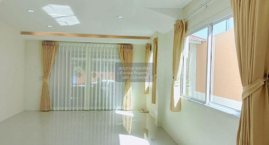 Reihenhaus zum Kauf mit 3 Zimmer in Bang Bon, Bangkok