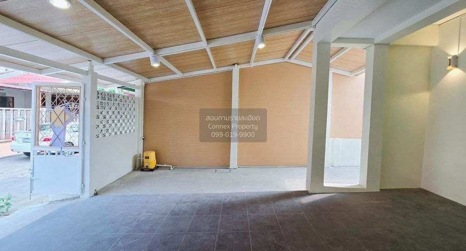 Reihenhaus zum Kauf mit 3 Zimmer in Bang Bon, Bangkok