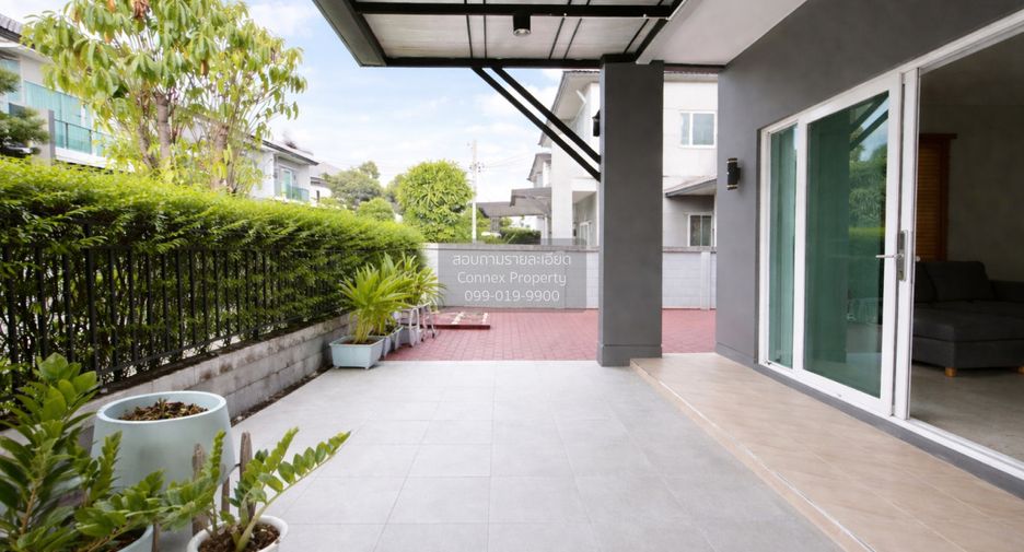 Haus zum Kauf mit 4 Zimmer in Bang Khae, Bangkok
