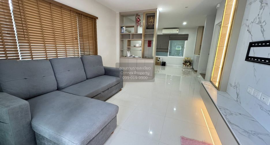 Haus zum Kauf mit 4 Zimmer in Bang Khae, Bangkok
