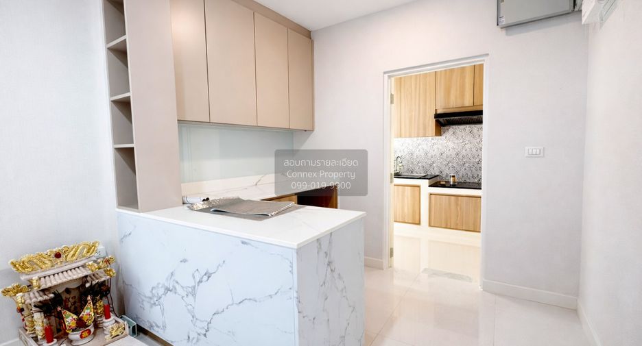 Haus zum Kauf mit 4 Zimmer in Bang Khae, Bangkok