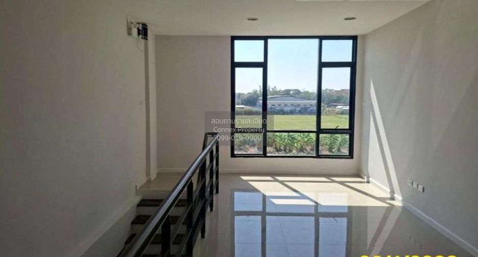 Local comercial en venta de 3 habitaciones en Bang Yai, Nonthaburi