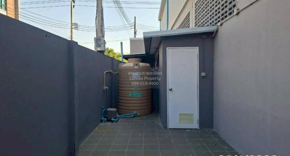 Local comercial en venta de 3 habitaciones en Bang Yai, Nonthaburi