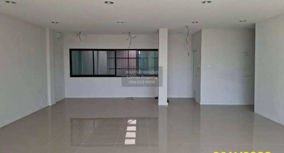 Local comercial en venta de 3 habitaciones en Bang Yai, Nonthaburi