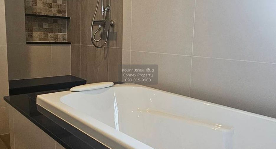 For sale 4 bedrooms house in Khan Na Yao, Bangkok