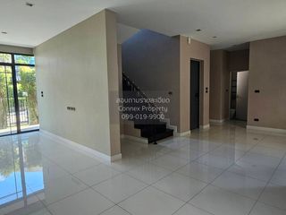 Casa en venta de 4 habitaciones en Khan Na Yao, Bangkok