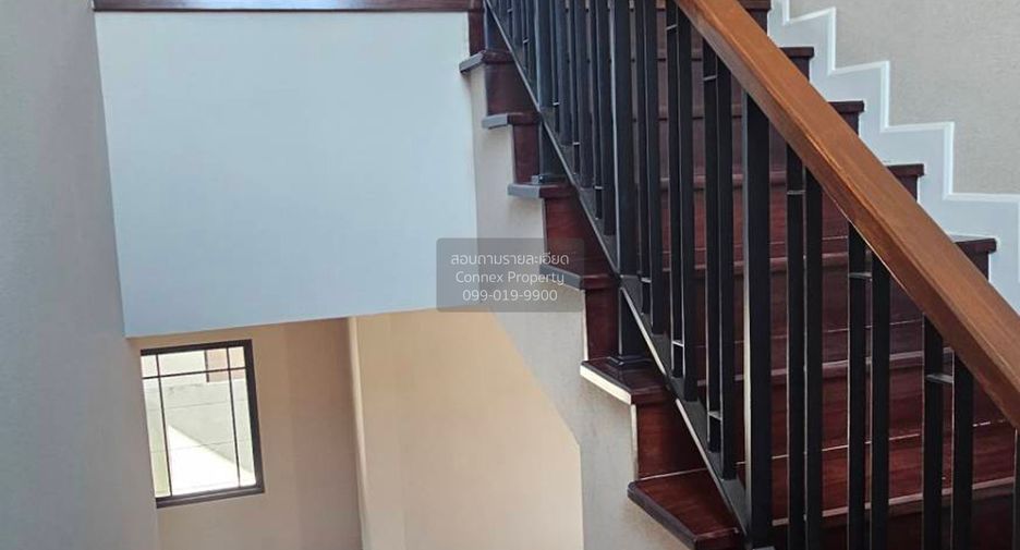 For sale 4 bedrooms house in Khan Na Yao, Bangkok