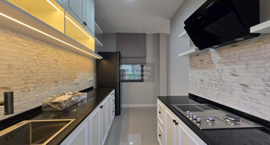 For sale 4 bedrooms house in Bang Phli, Samut Prakan
