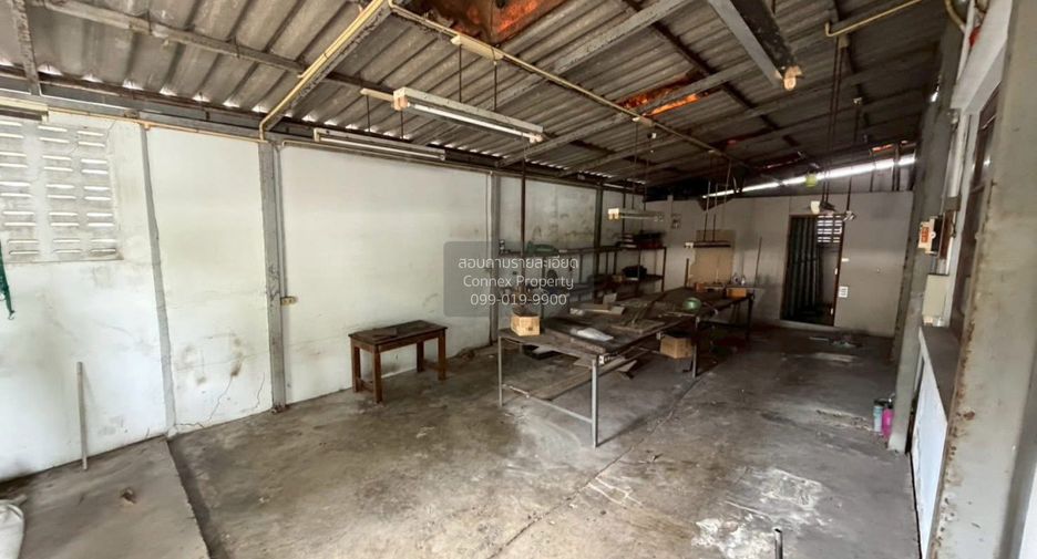For sale 4 bedrooms house in Bang Khun Thian, Bangkok