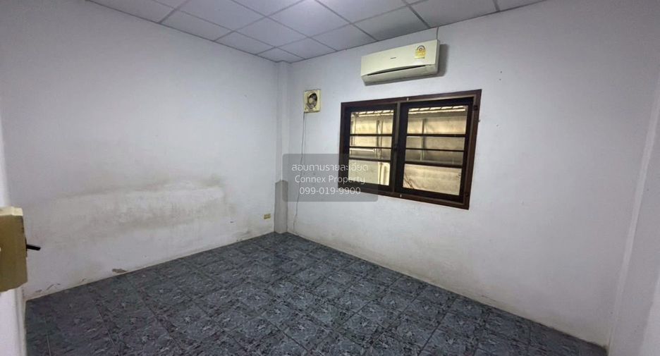 For sale 4 bedrooms house in Bang Khun Thian, Bangkok