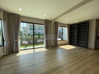 出售 3 卧室 独立屋 在 Bang Phli, Samut Prakan