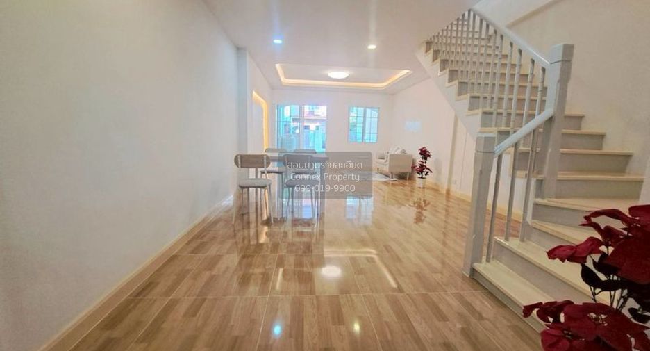 Reihenhaus zum Kauf mit 2 Zimmer in Sai Noi, Nonthaburi