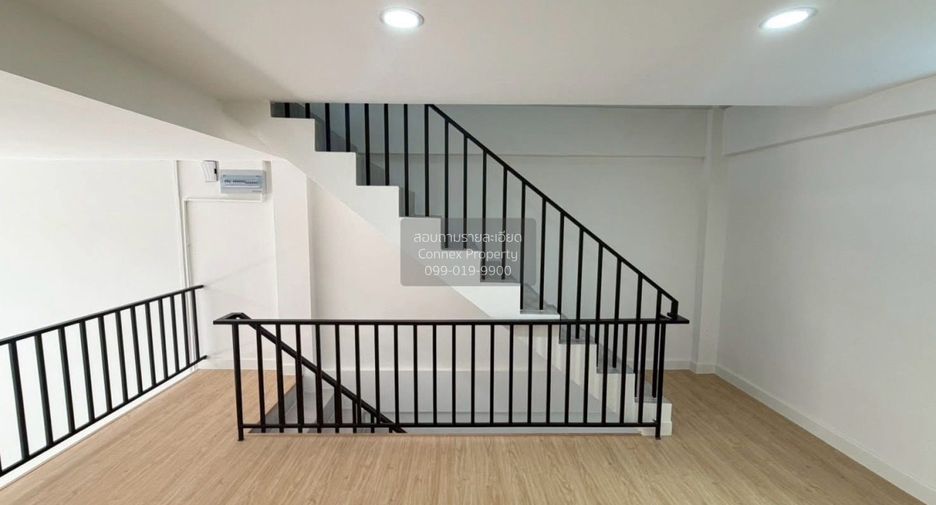 For sale 3 bedrooms retail Space in Phra Pradaeng, Samut Prakan