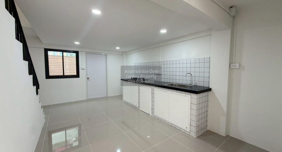 For sale 3 bedrooms retail Space in Phra Pradaeng, Samut Prakan