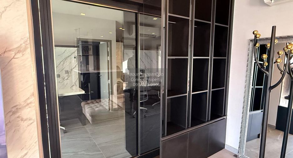 For sale 2 bedrooms condo in Huai Khwang, Bangkok