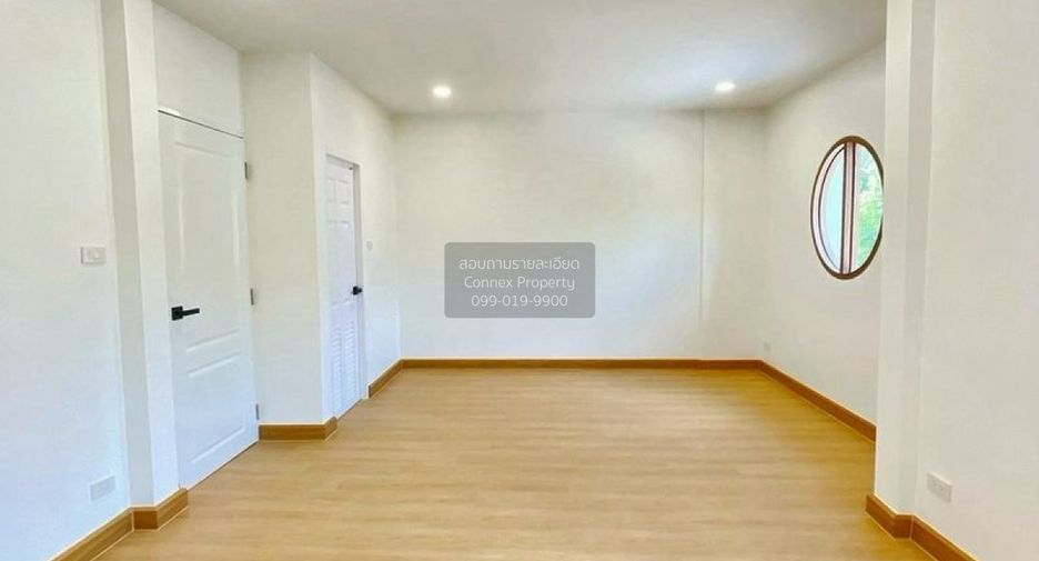 À vendre 4 chambres maison de ville à Bang Bua Thong, Nonthaburi