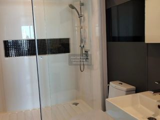 Condo en venta de 2 habitaciones en Phra Khanong, Bangkok