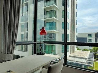 Condo en venta de 2 habitaciones en Phra Khanong, Bangkok
