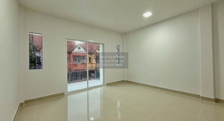 For sale 3 bedrooms townhouse in Bang Bua Thong, Nonthaburi