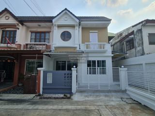 Продажа 3 спальни таунхаус в Кхлонг Сам Ща, Бангкок