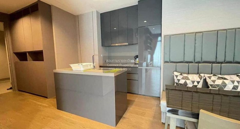 For rent 2 bedrooms condo in Sathon, Bangkok