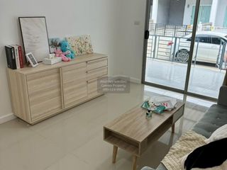 For rent 3 bedrooms townhouse in Bang Khun Thian, Bangkok