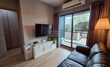 Condo en alquiler de 2 habitaciones en Phra Khanong, Bangkok