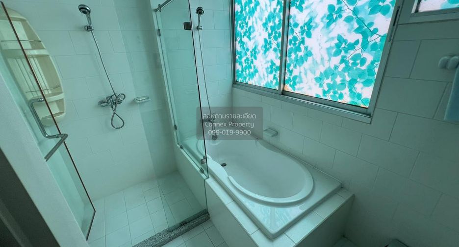 For rent 2 ベッドルーム condo in Khlong San, Bangkok