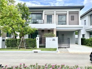 Аренда 4 спальни дом в Bang Phli, Самутпракан