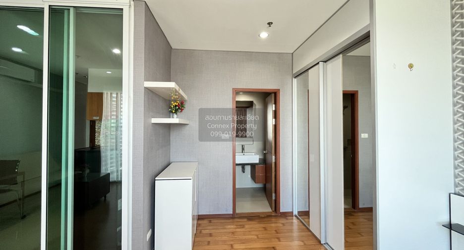 For rent 1 bed condo in Khlong San, Bangkok