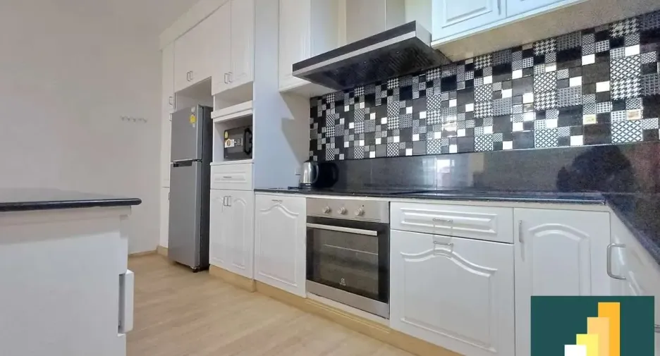 For rent and for sale 6 bedrooms house in Jomtien, Pattaya