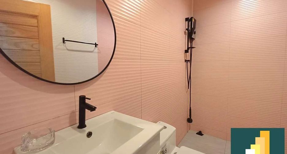 For rent そして for sale 6 ベッドルーム house in Bang Lamung, Chonburi