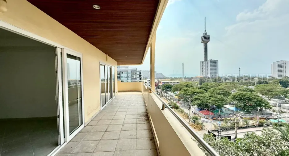 For sale 1 bed condo in Pratumnak, Pattaya