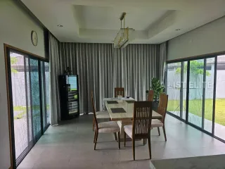 Haus zur Miete mit 4 Zimmer in Bang Lamung, Chonburi