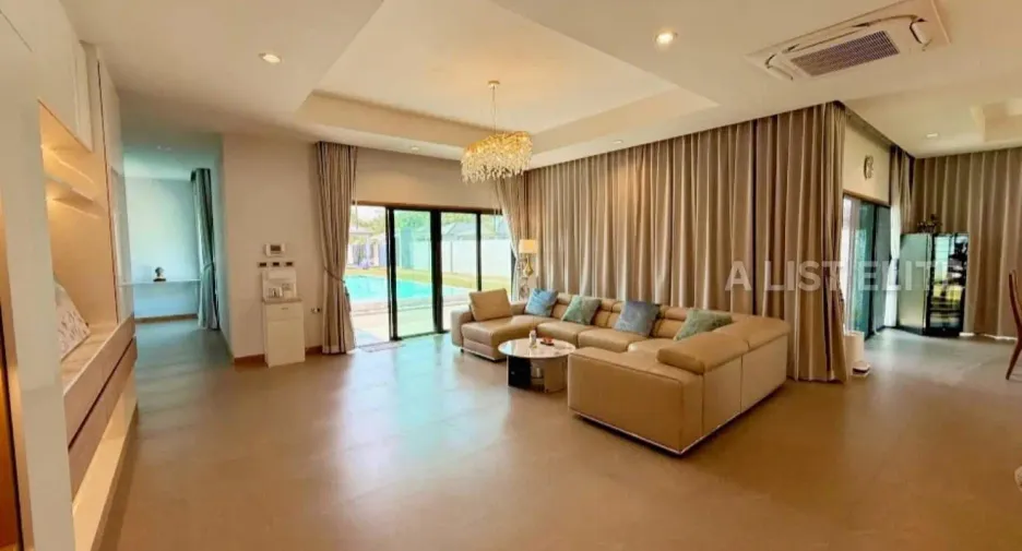 For rent 4 bedrooms house in Bang Lamung, Chonburi