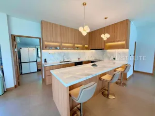 Haus zur Miete mit 4 Zimmer in Bang Lamung, Chonburi