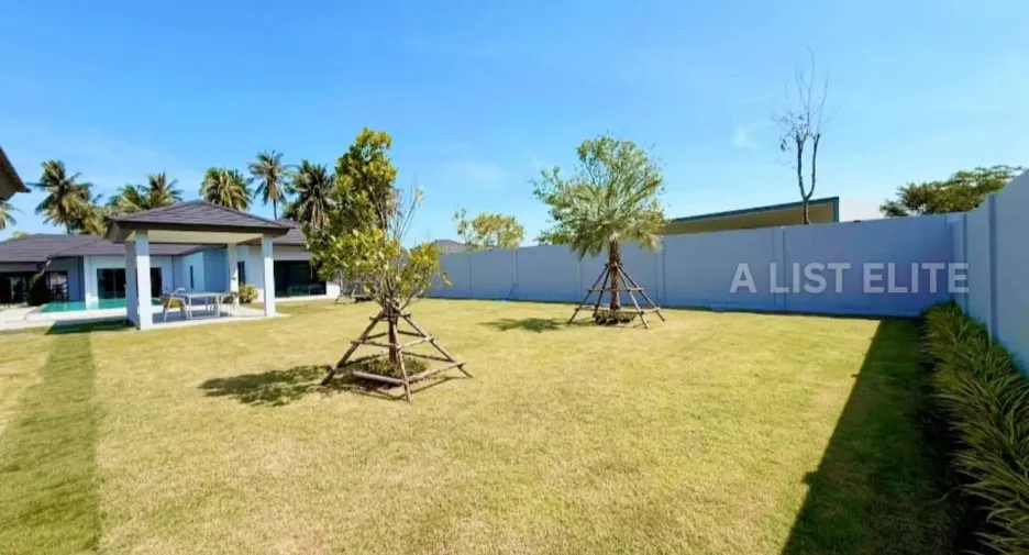 For rent 4 bedrooms house in Bang Lamung, Chonburi
