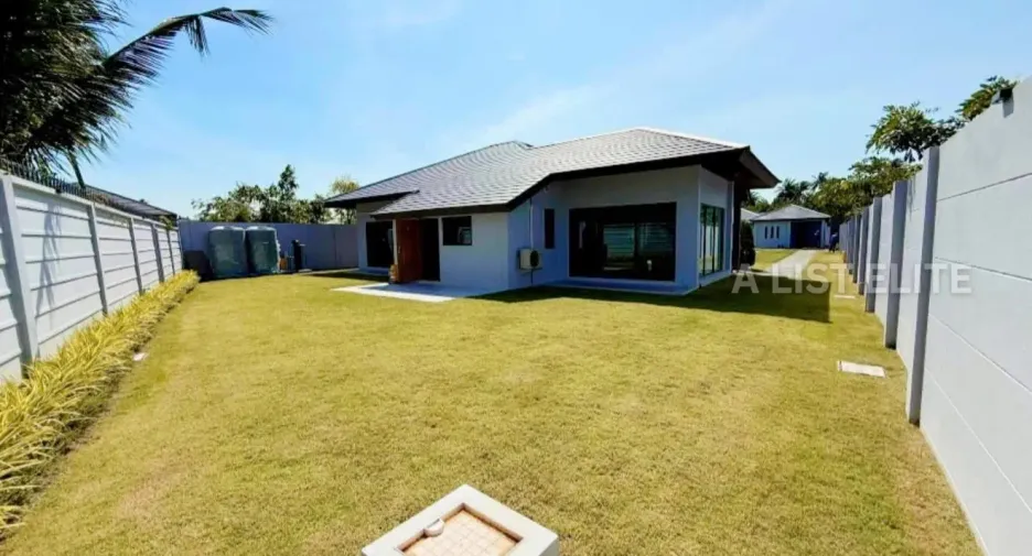 For rent 4 bedrooms house in Bang Lamung, Chonburi