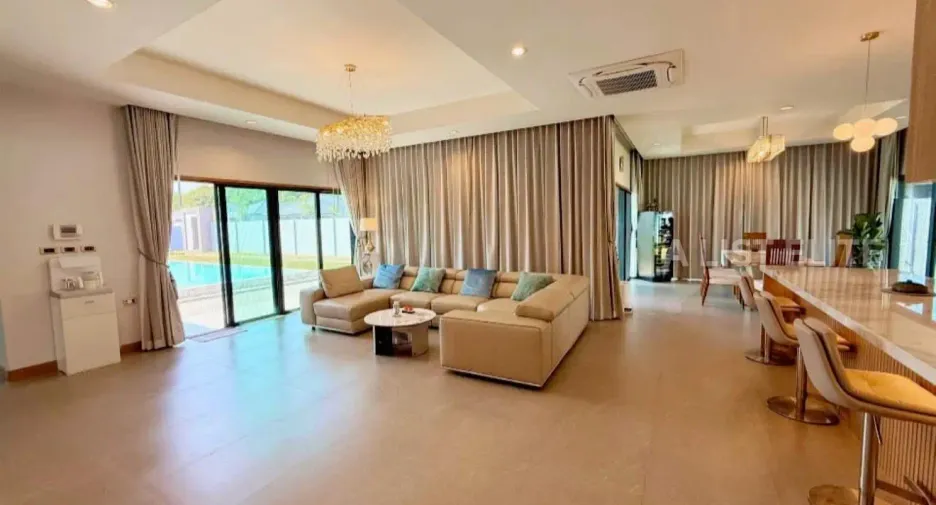 For rent 4 bedrooms house in Bang Lamung, Chonburi