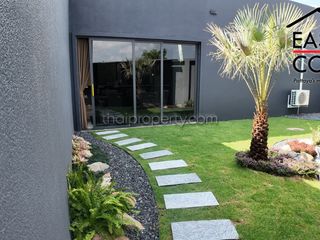 Casa en venta y en alquiler de 3 habitaciones en Bang Lamung, Chonburi
