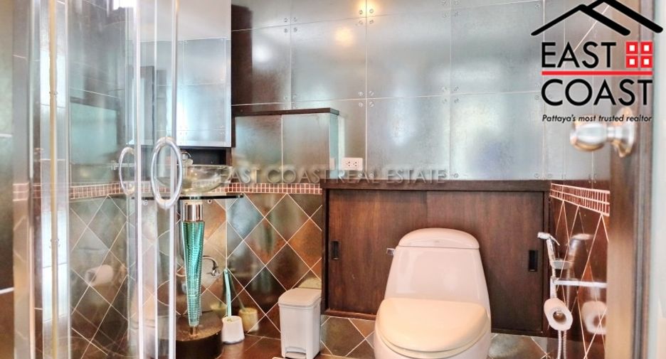For sale 2 bedrooms condo in Jomtien, Pattaya
